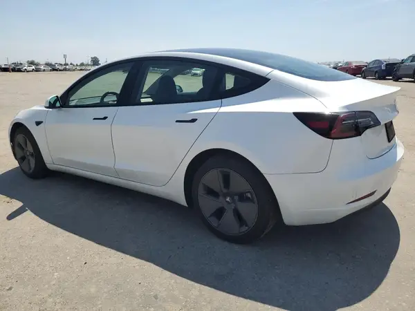 5YJ3E1EA1PF684526 2023 TESLA MODEL 3 - Image 2