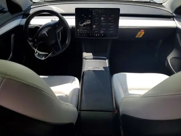 5YJ3E1EA1PF687359 2023 TESLA MODEL 3 - Image 8
