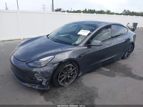 5YJ3E1EA1PF688804 2023 TESLA MODEL 3 - Image 2