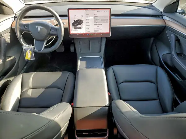 5YJ3E1EA1PF688835 2023 TESLA MODEL 3 - Image 8