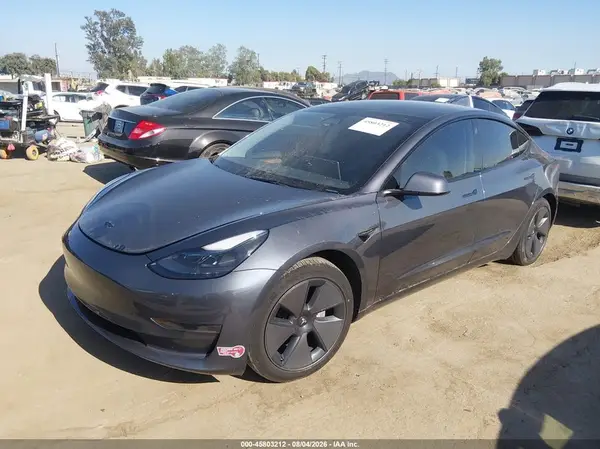 5YJ3E1EA1PF689774 2023 TESLA MODEL 3 - Image 2