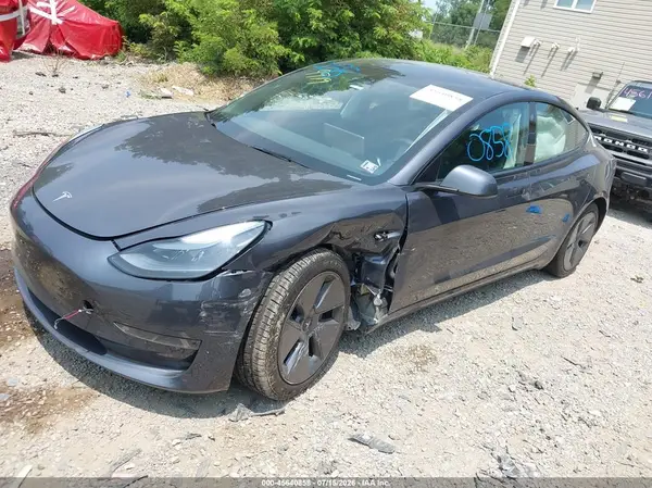 5YJ3E1EA1PF689919 2023 TESLA MODEL 3 - Image 2