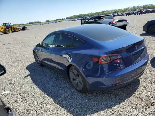 5YJ3E1EA1PF691556 2023 TESLA MODEL 3 - Image 2