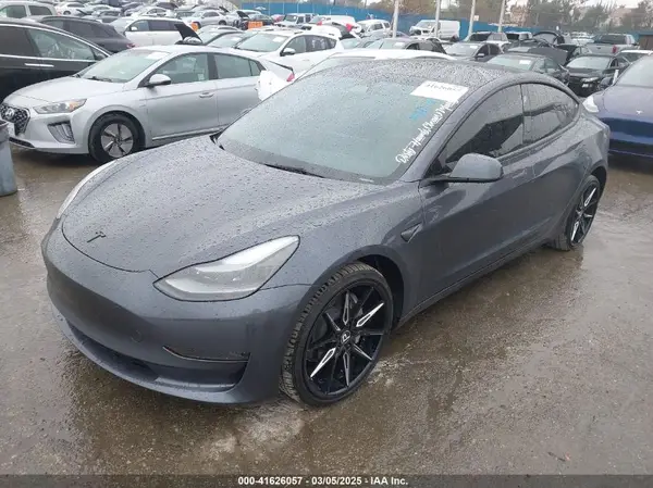 5YJ3E1EA1PF691833 2023 TESLA MODEL 3 - Image 2