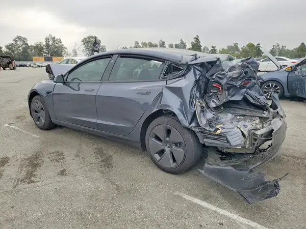 5YJ3E1EA1PF692531 2023 TESLA MODEL 3 - Image 2
