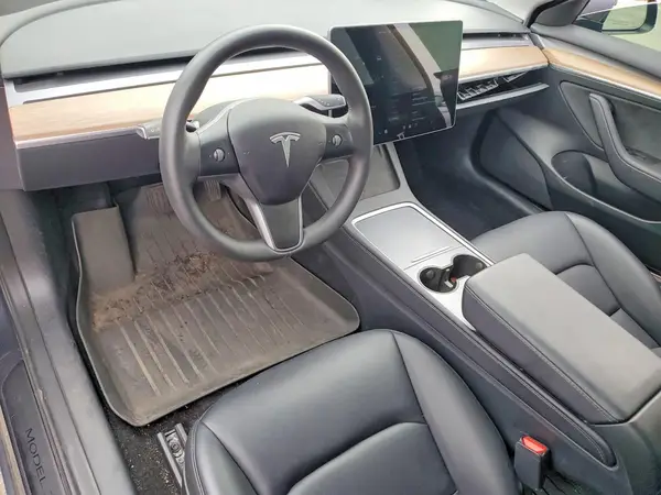 5YJ3E1EA1PF692531 2023 TESLA MODEL 3 - Image 8