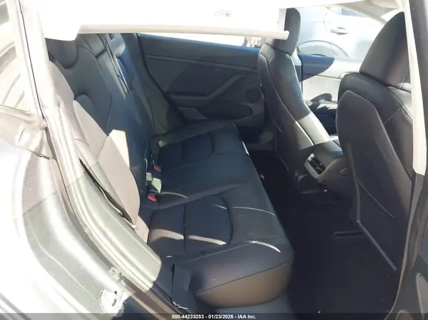 5YJ3E1EA1PF697471 2023 TESLA MODEL 3 - Image 8