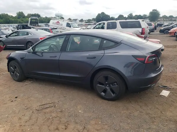 5YJ3E1EA1PF698930 2023 TESLA MODEL 3 - Image 2