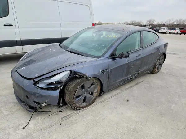 5YJ3E1EA1PF705200 2023 TESLA MODEL 3 - Image 1