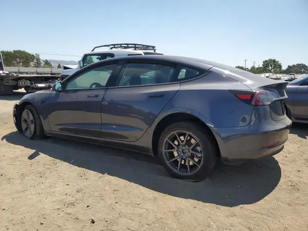 5YJ3E1EA1PF706119 2023 TESLA MODEL 3 - Image 2