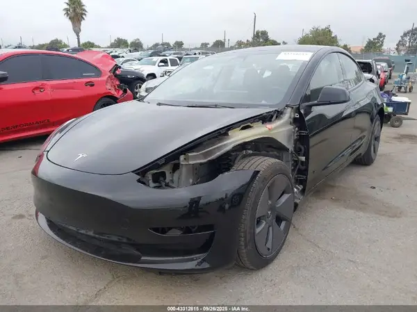 5YJ3E1EA1PF706735 2023 TESLA MODEL 3 - Image 2
