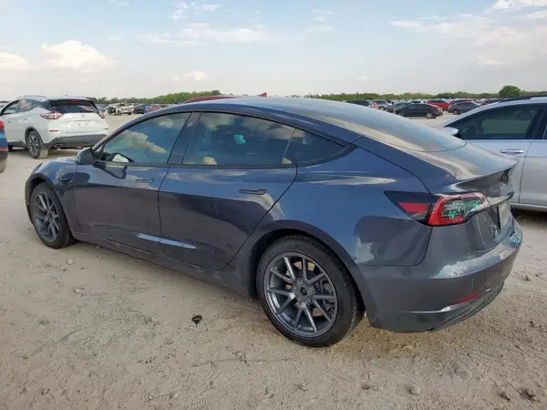 5YJ3E1EA1PF707688 2023 TESLA MODEL 3 - Image 2