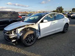 5YJ3E1EA1PF708470 2023 TESLA MODEL 3