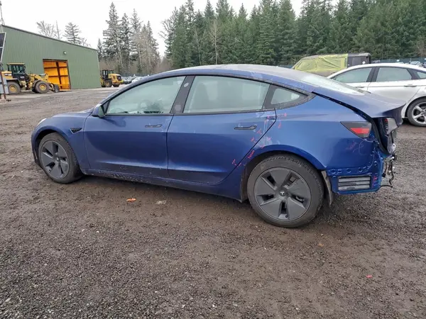 5YJ3E1EA1PF710557 2023 TESLA MODEL 3 - Image 2