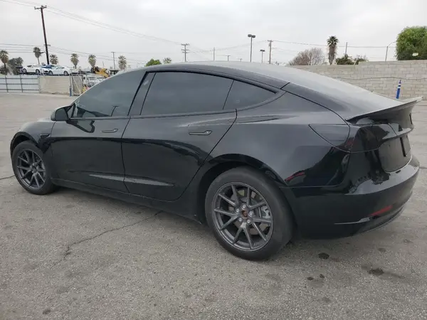 5YJ3E1EA1PF711126 2023 TESLA MODEL 3 - Image 2