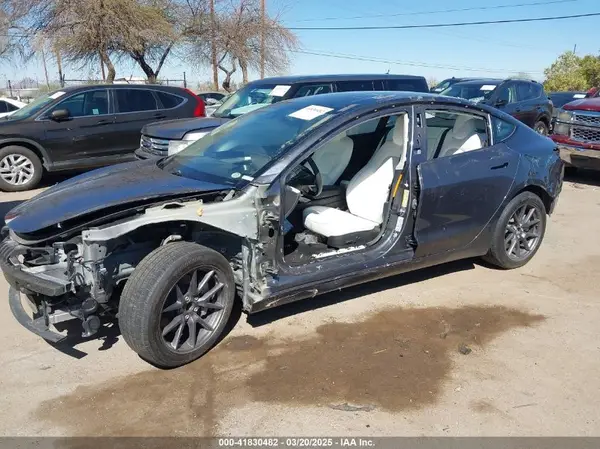 5YJ3E1EA1PF711921 2023 TESLA MODEL 3 - Image 2