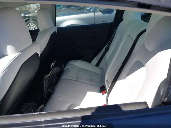 5YJ3E1EA1PF711921 2023 TESLA MODEL 3 - Image 8