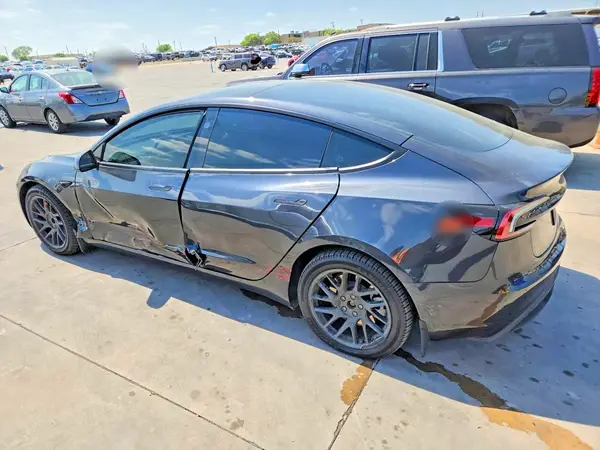 5YJ3E1EA1RF718483 2024 TESLA MODEL 3 - Image 2
