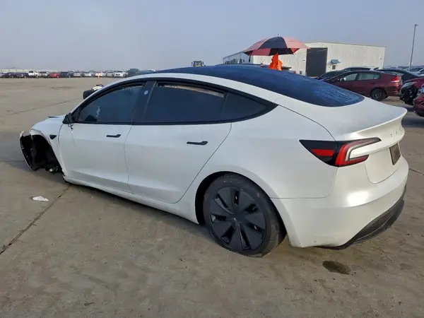 5YJ3E1EA1RF721285 2024 TESLA MODEL 3 - Image 2