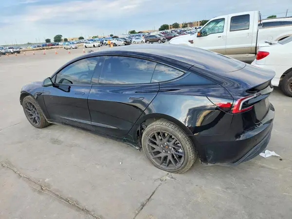 5YJ3E1EA1RF721318 2024 TESLA MODEL 3 - Image 2