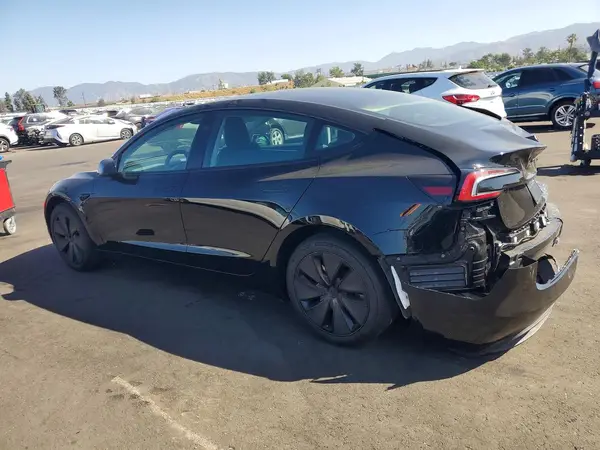 5YJ3E1EA1RF722808 2024 TESLA MODEL 3 - Image 2