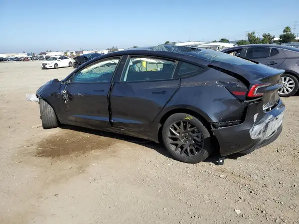 5YJ3E1EA1RF726986 2024 TESLA MODEL 3 - Image 2