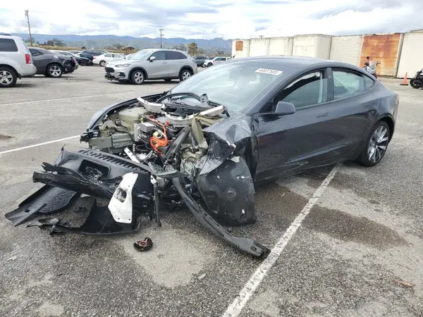 5YJ3E1EA1RF727460 2024 TESLA MODEL 3 - Image 1