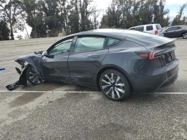 5YJ3E1EA1RF727460 2024 TESLA MODEL 3 - Image 2