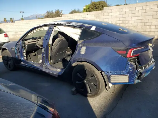 5YJ3E1EA1RF731363 2024 TESLA MODEL 3 - Image 2