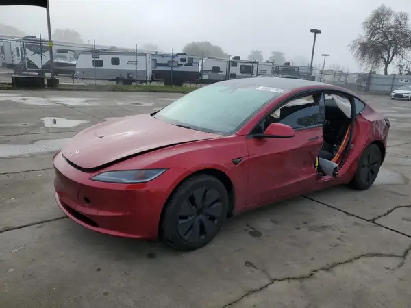 5YJ3E1EA1RF731816 2024 TESLA MODEL 3 - Image 1