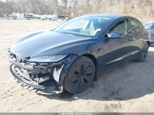 5YJ3E1EA1RF735347 2024 TESLA MODEL 3 - Image 2