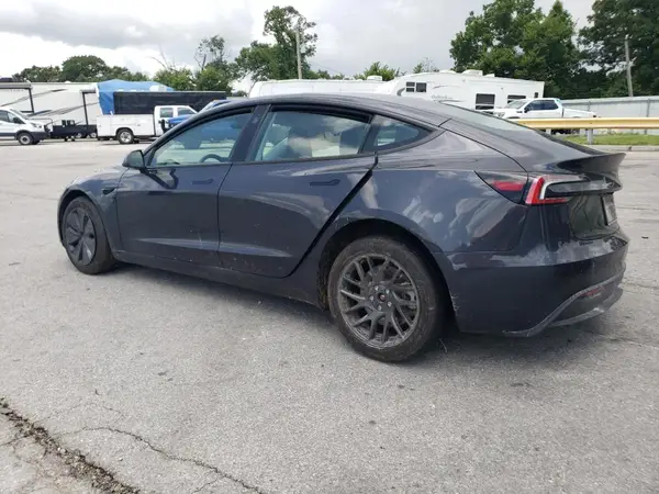 5YJ3E1EA1RF736482 2024 TESLA MODEL 3 - Image 2