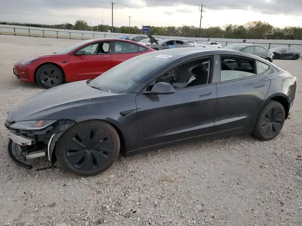5YJ3E1EA1RF740161 2024 TESLA MODEL 3 - Image 1