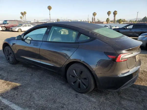 5YJ3E1EA1RF744114 2024 TESLA MODEL 3 - Image 2