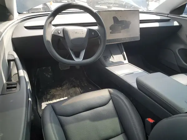 5YJ3E1EA1RF749359 2024 TESLA MODEL 3 - Image 8