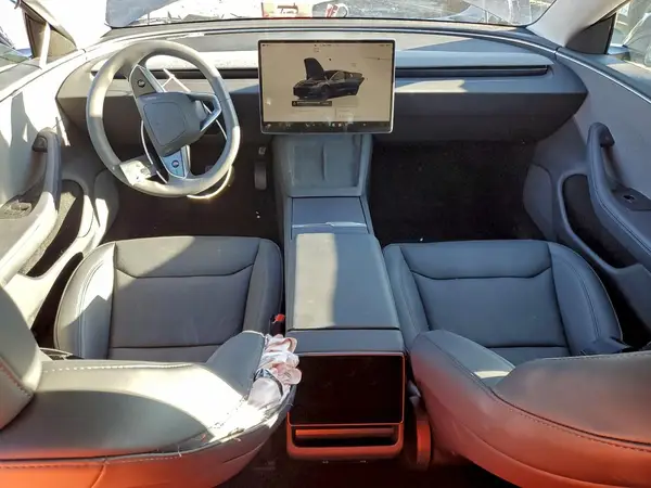 5YJ3E1EA1RF749815 2024 TESLA MODEL 3 - Image 8