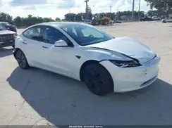 5YJ3E1EA1RF755761 2024 TESLA MODEL 3