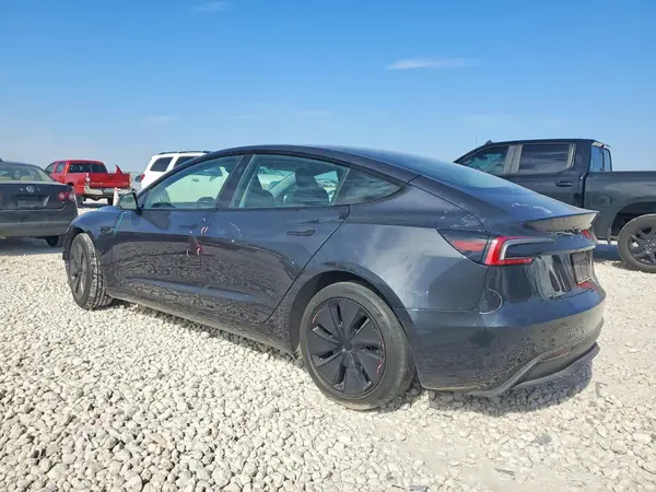 5YJ3E1EA1RF759633 2024 TESLA MODEL 3 - Image 2