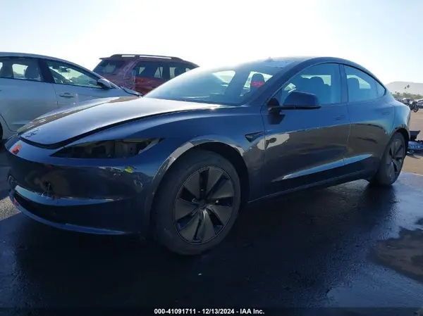 5YJ3E1EA1RF762354 2024 TESLA MODEL 3 - Image 2