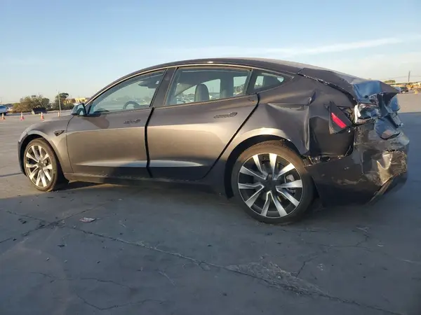 5YJ3E1EA1RF766582 2024 TESLA MODEL 3 - Image 2