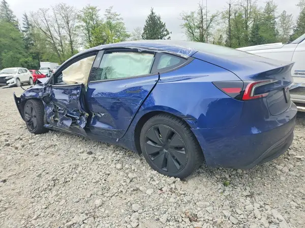 5YJ3E1EA1RF782748 2024 TESLA MODEL 3 - Image 2