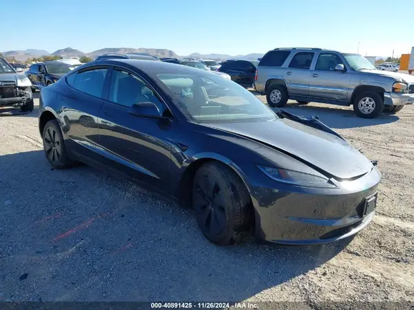 5YJ3E1EA1RF784449 2024 TESLA MODEL 3 - Image 1