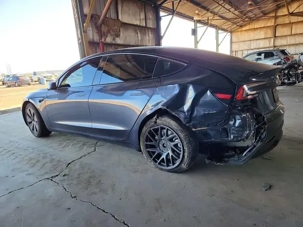 5YJ3E1EA1RF785939 2024 TESLA MODEL 3 - Image 2