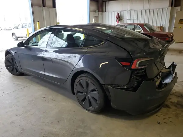 5YJ3E1EA1RF786900 2024 TESLA MODEL 3 - Image 2