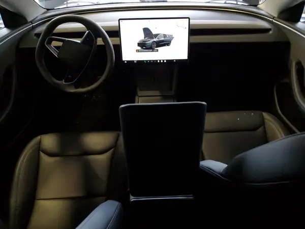 5YJ3E1EA1RF786900 2024 TESLA MODEL 3 - Image 8