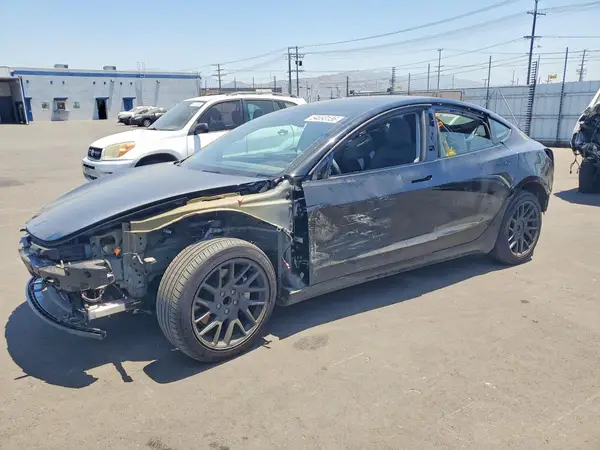 5YJ3E1EA1RF789635 2024 TESLA MODEL 3 - Image 1