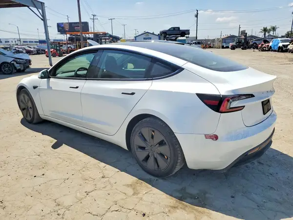 5YJ3E1EA1RF789652 2024 TESLA MODEL 3 - Image 2