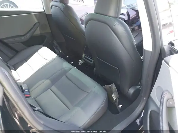 5YJ3E1EA1RF821113 2024 TESLA MODEL 3 - Image 8