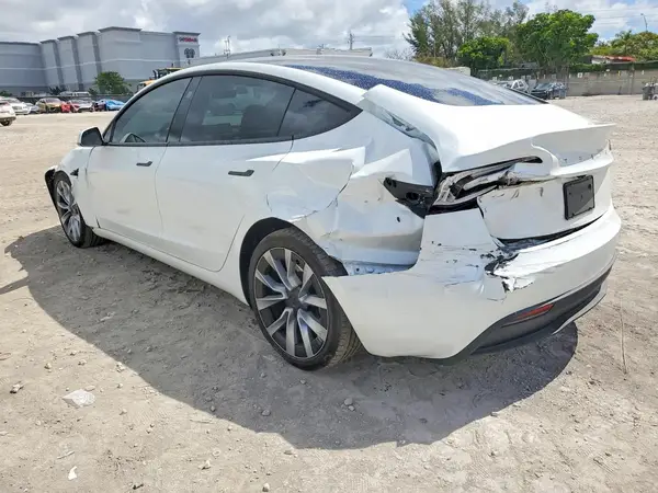 5YJ3E1EA1RF830197 2024 TESLA MODEL 3 - Image 2