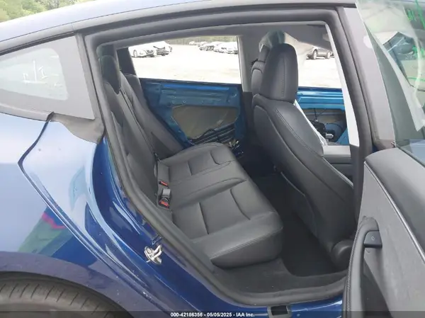 5YJ3E1EA1RF830569 2024 TESLA MODEL 3 - Image 8